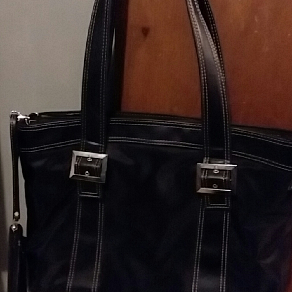 Shoulder bag